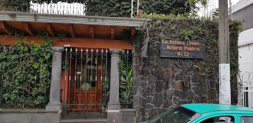 Lic. Antonio Limón Notario Publico N° 12
