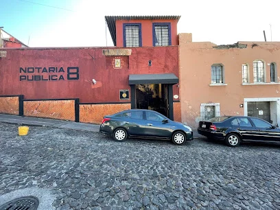 Notaría Pública N. 8