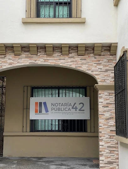 Notaría Pública No.42